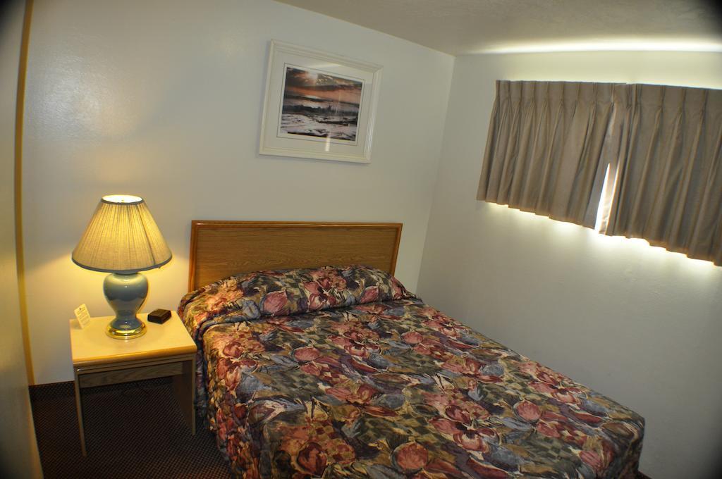 Uptown Inn Port Angeles Exterior photo